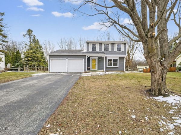 10325 Cliffwood Road, Perrysburg, OH 43551