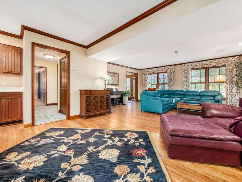 905 Center Court, Zanesville, OH 43701 Photo 10