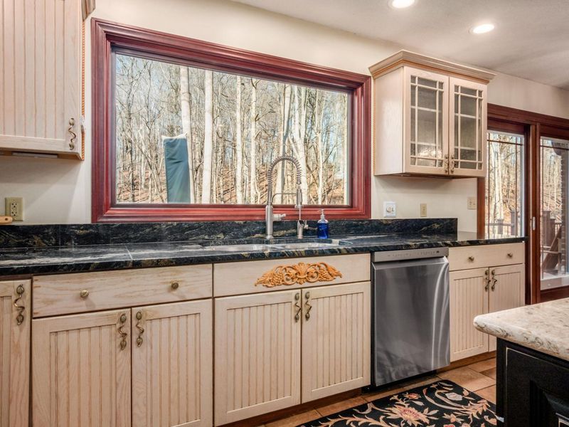 905 Center Court, Zanesville, OH 43701 Photo 14