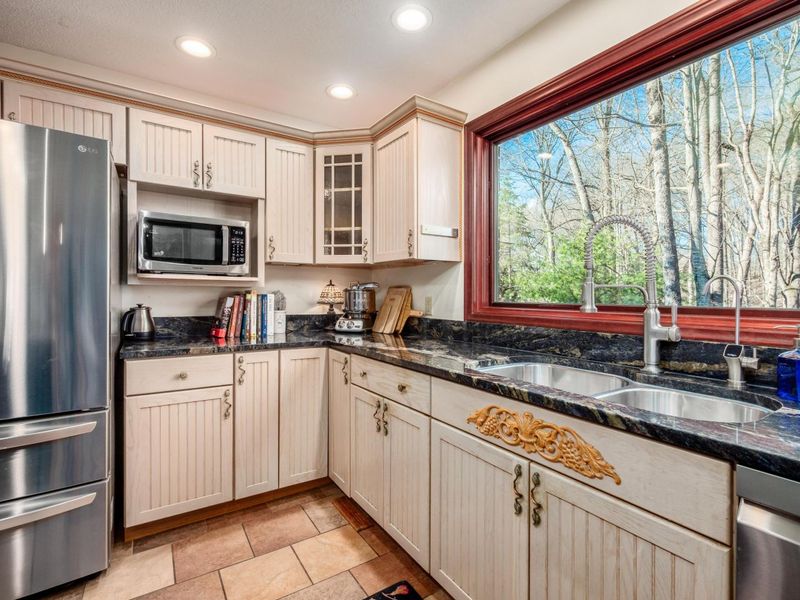 905 Center Court, Zanesville, OH 43701 Photo 15