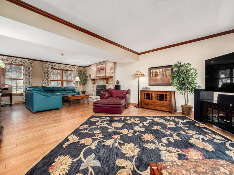 905 Center Court, Zanesville, OH 43701 Photo 9