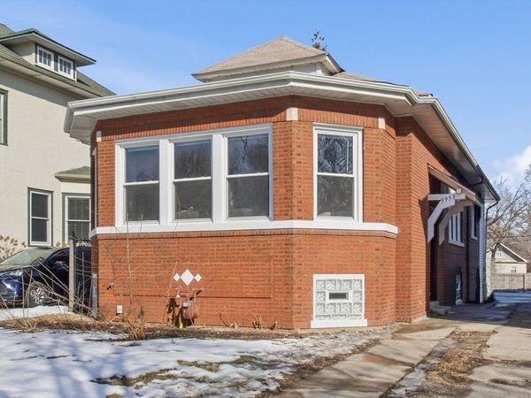 9953 S Prospect Avenue , Chicago, IL 60643