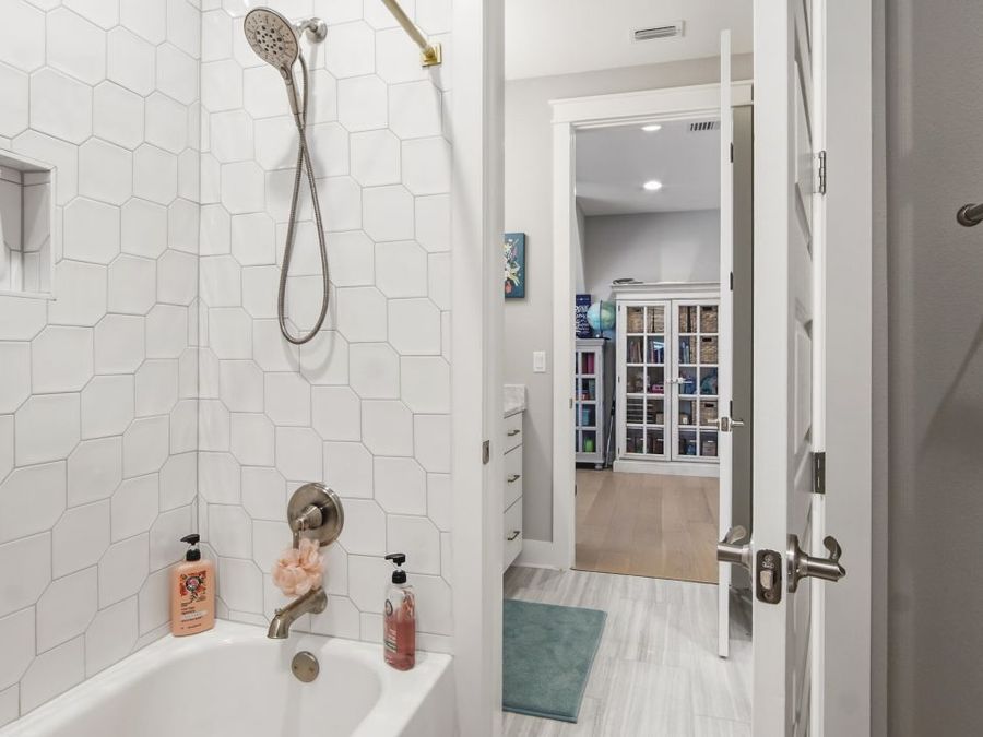 Property Image 64