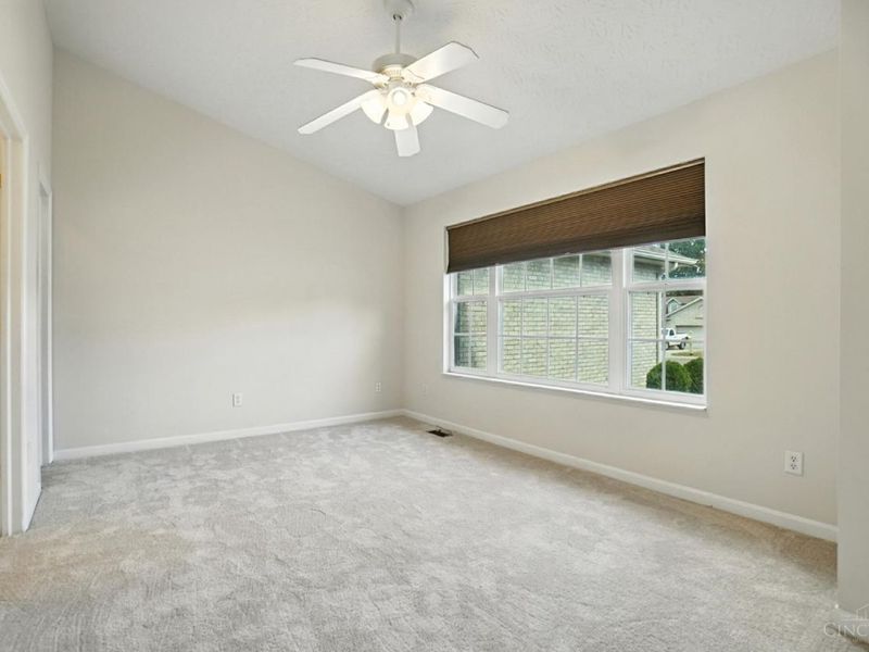 2139 Castle Pines Court, Hamilton, OH 45013 Photo 14