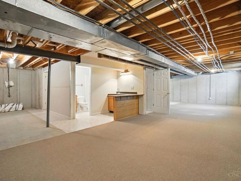 2139 Castle Pines Court, Hamilton, OH 45013 Photo 29