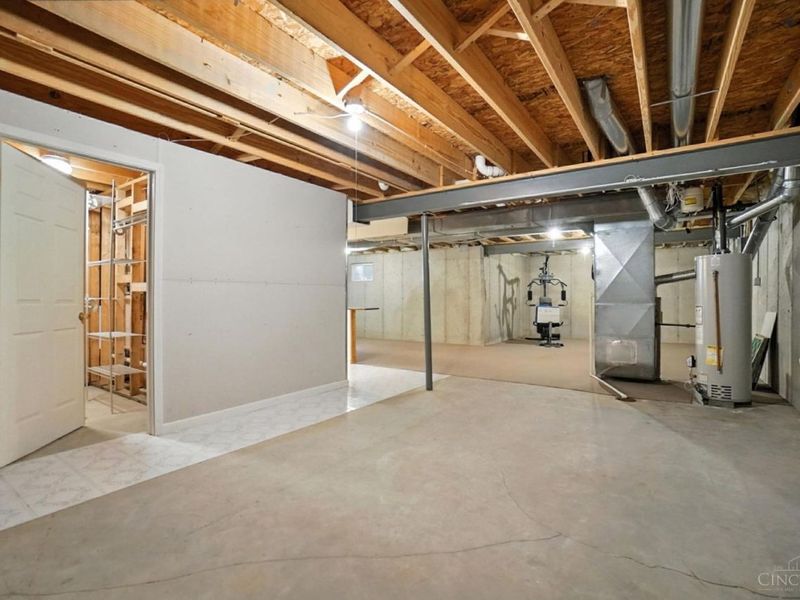 2139 Castle Pines Court, Hamilton, OH 45013 Photo 34