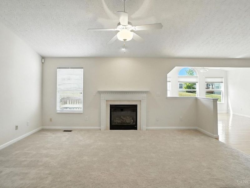 2139 Castle Pines Court, Hamilton, OH 45013 Photo 6