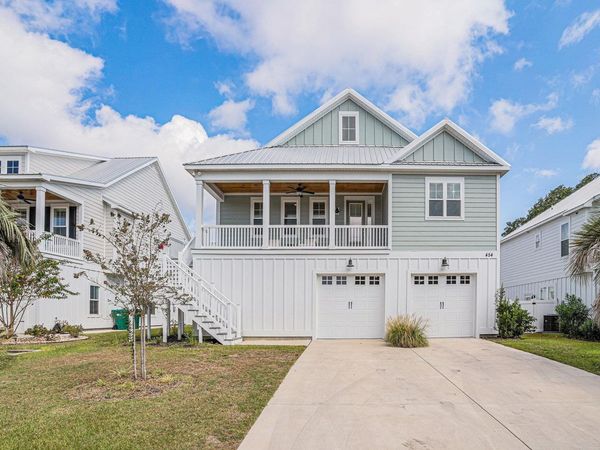 454 Wilcox Ave., Murrells Inlet, SC 29576