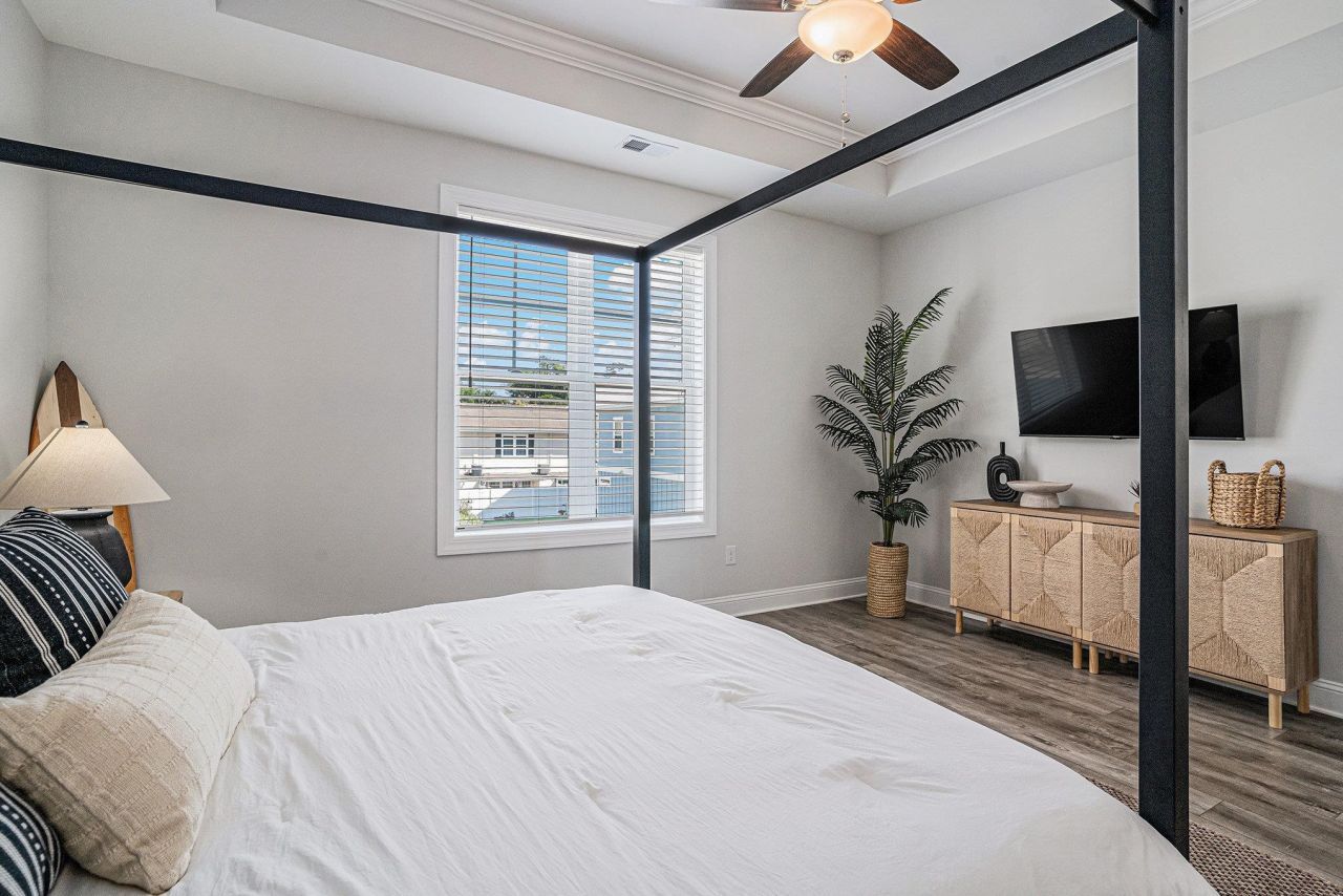 454 Wilcox Ave. Photo 13