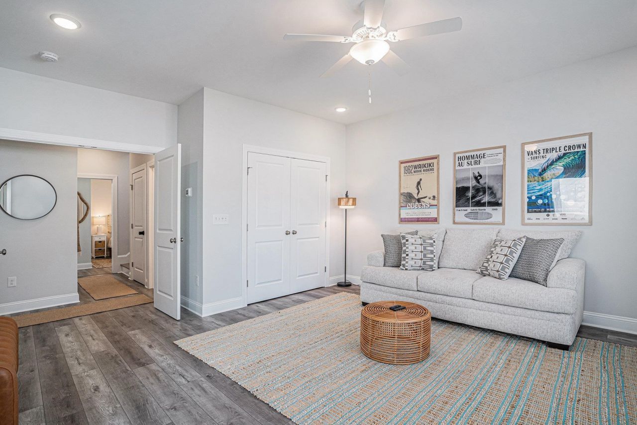 454 Wilcox Ave. Photo 24