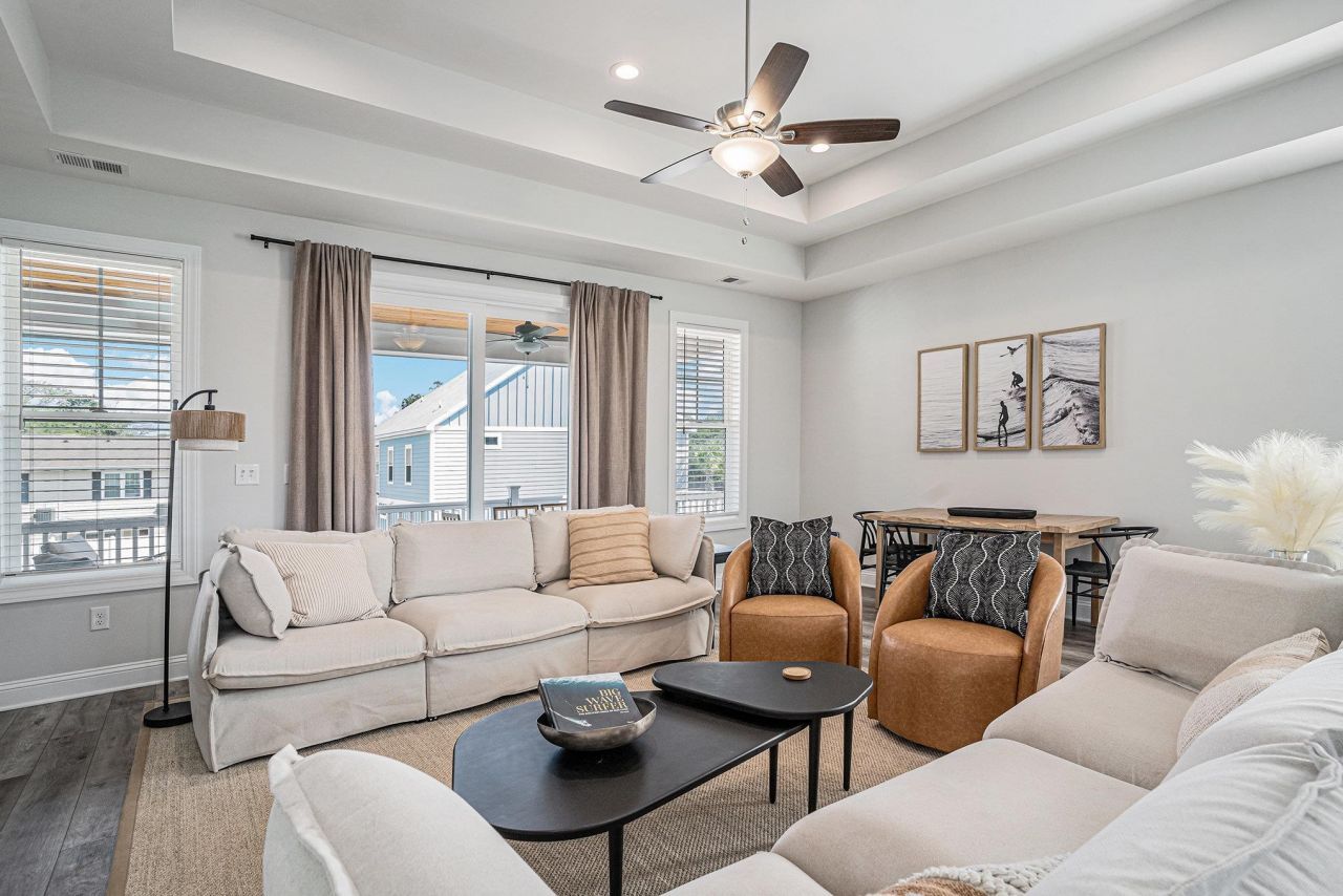 454 Wilcox Ave. Photo 8