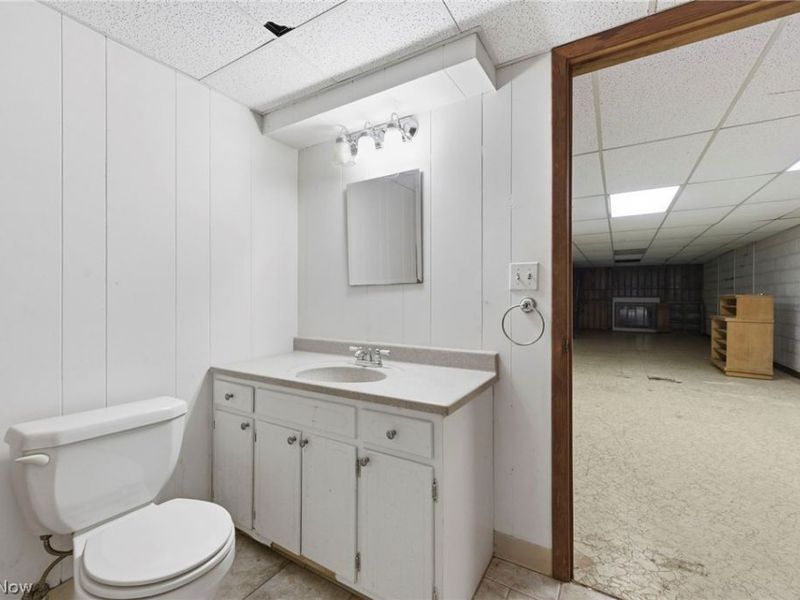 32249 Lake Road, Avon Lake, OH 44012 Photo 32