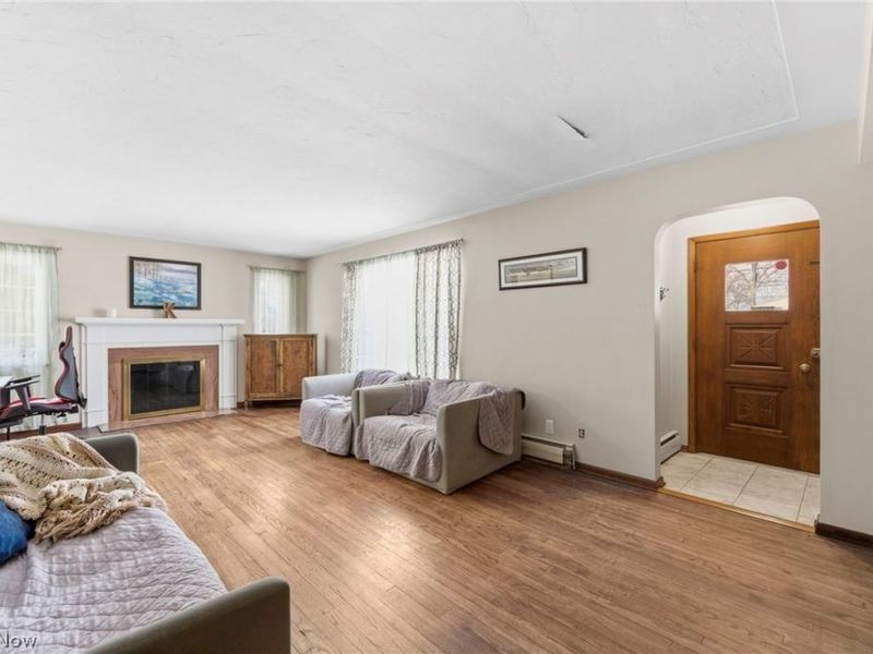 32249 Lake Road, Avon Lake, OH 44012 Photo 5