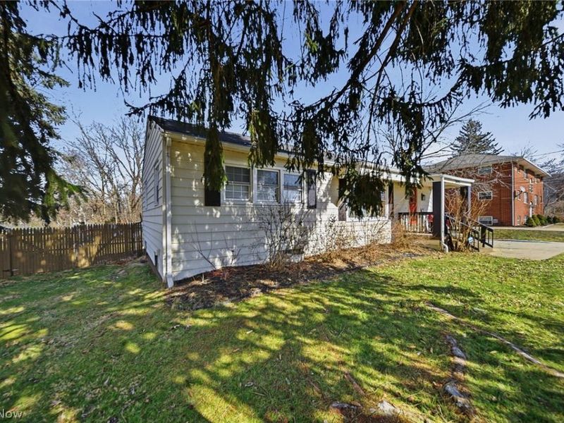 3905 Kent Road, Stow, OH 44224 Photo 3