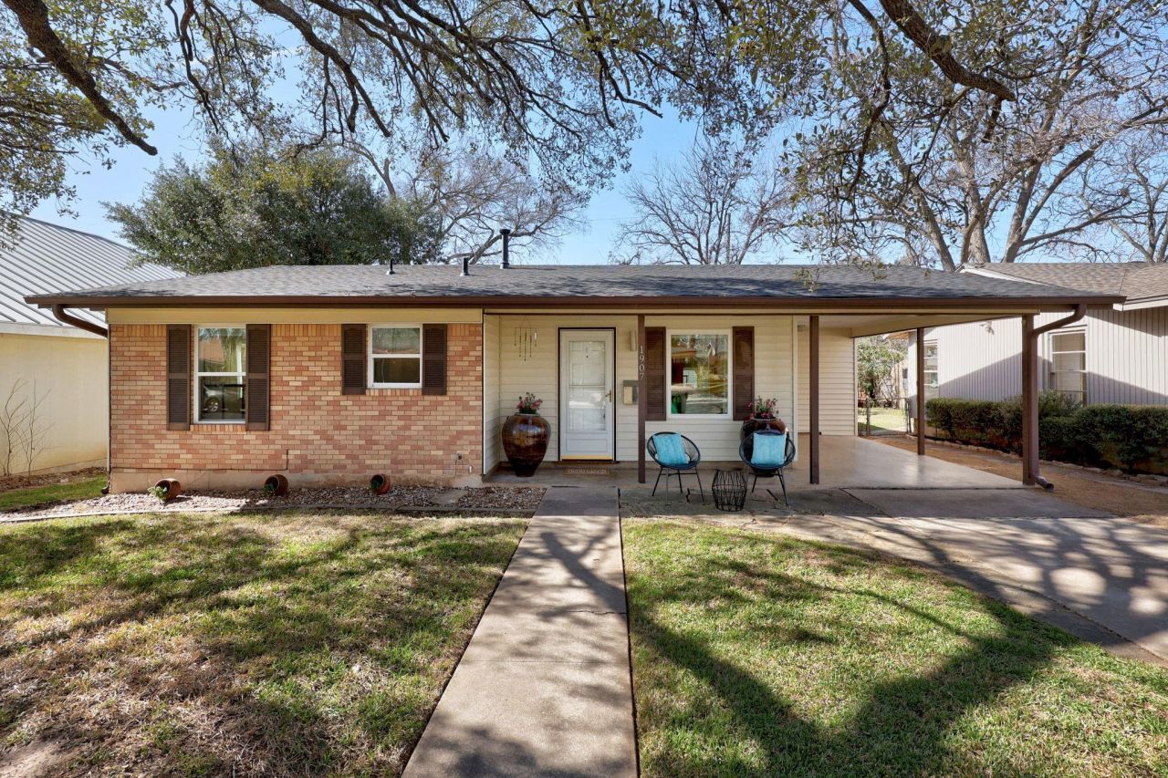1907 Brentwood St, Austin, TX 78757 Main Photo