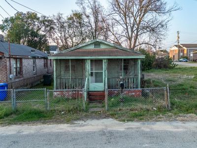 1978 Forest Avenue, North Charleston, SC 29405