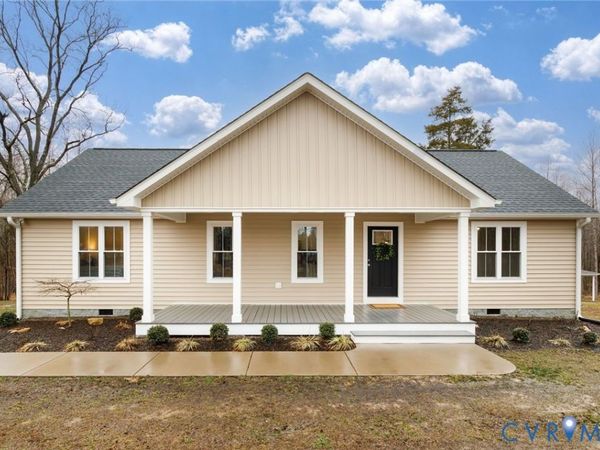 693 Gully Tavern Road , Farmville, VA 23966