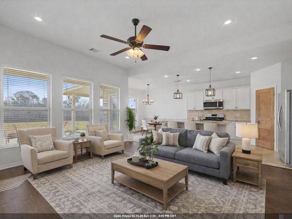 32440 Curtis Cove Ln, Denham Springs, LA 70706