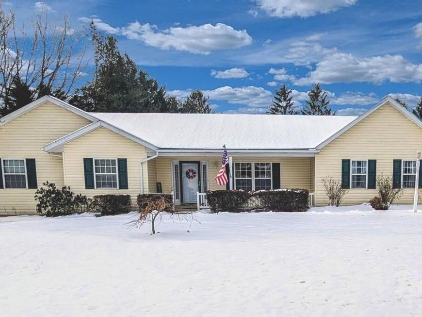 37 Fairway Drive, Denver, PA 17517 Main Photo