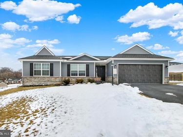 303 NORMANDY LANE, DILLSBURG, PA 17019