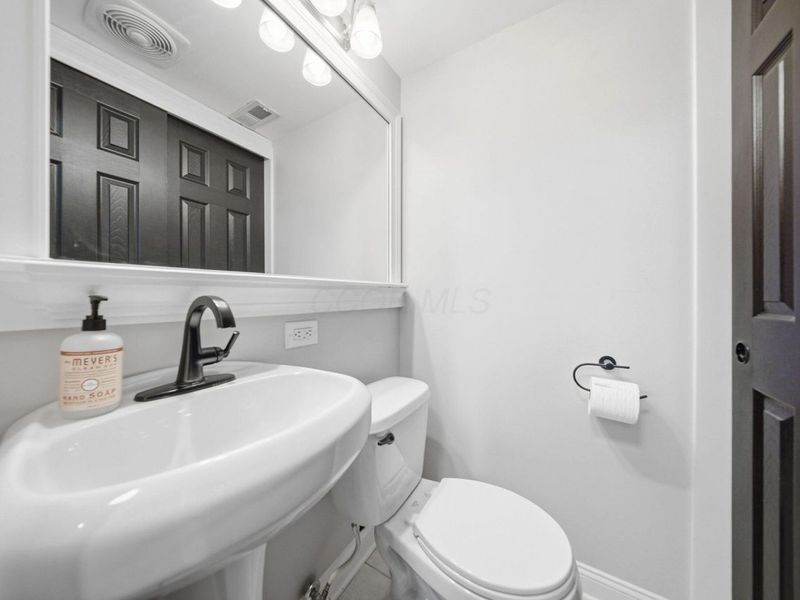 1371 Bluff Avenue, Unit A, Columbus, OH 43212 Photo 18