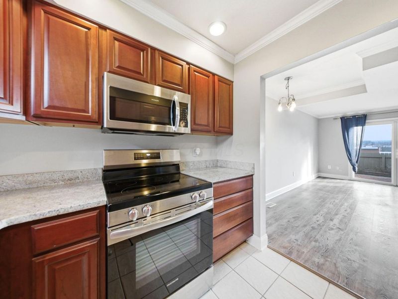 1371 Bluff Avenue, Unit A, Columbus, OH 43212 Photo 3