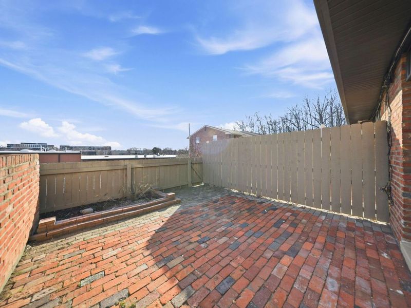 1371 Bluff Avenue, Unit A, Columbus, OH 43212 Photo 32