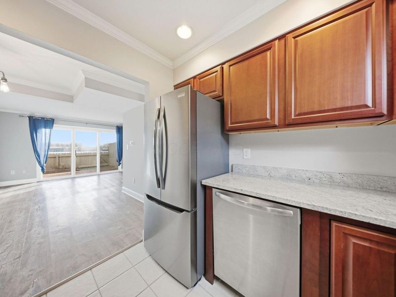 1371 Bluff Avenue, Unit A, Columbus, OH 43212 Photo 7