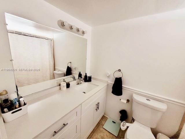 1801 S Treasure Dr , Unit 318, North Bay Village, FL 33141 Photo