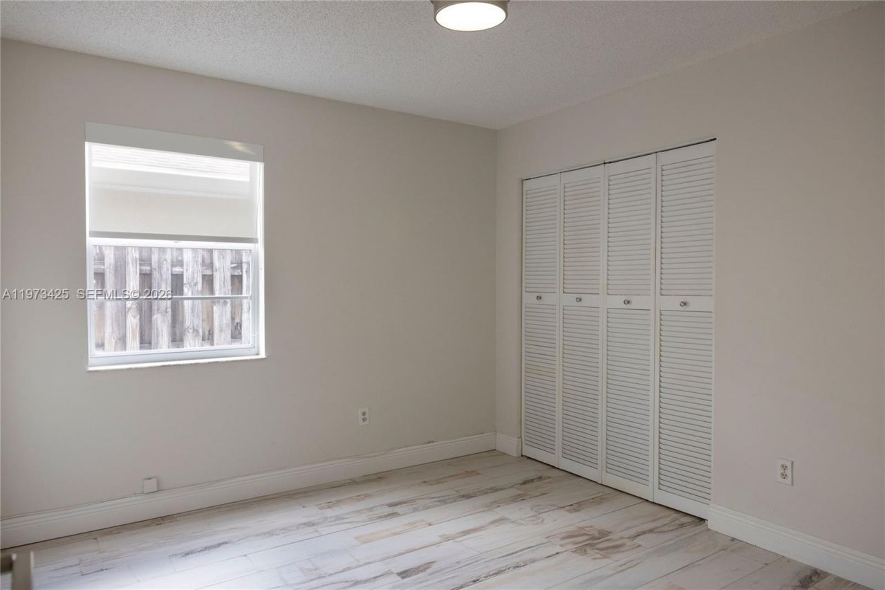 10121 NW 51st Ln , Doral, FL 33178 Photo