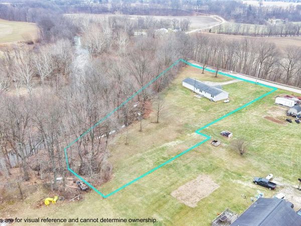 1328 Lovers Lane Road, Norwalk, OH 44857