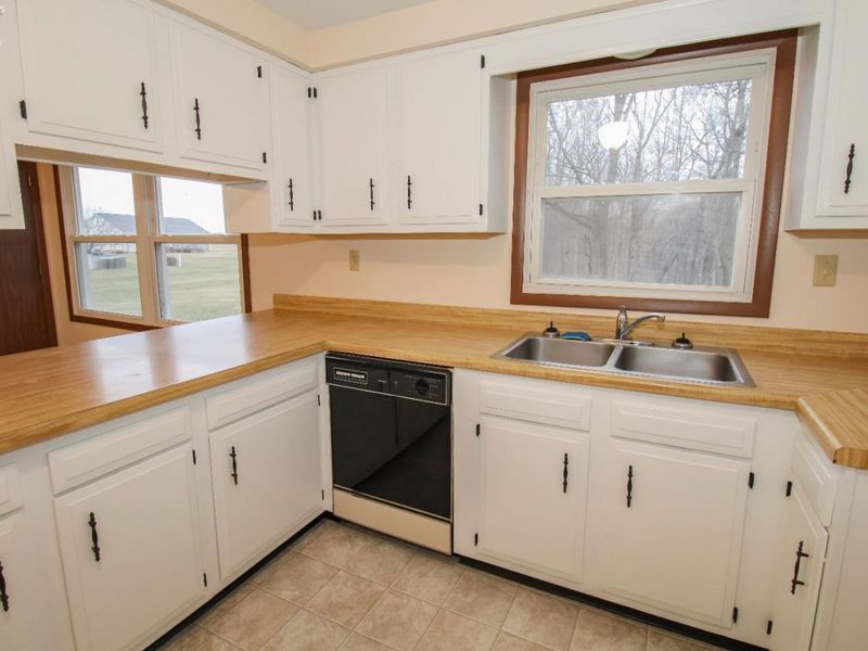 1328 Lovers Lane Road, Norwalk, OH 44857 Photo 9