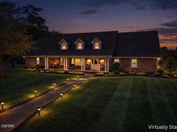 812 Pipkin Road , Jackson, TN 38305