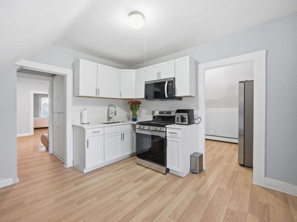 873 Sherburne Avenue, Saint Paul, MN 55104