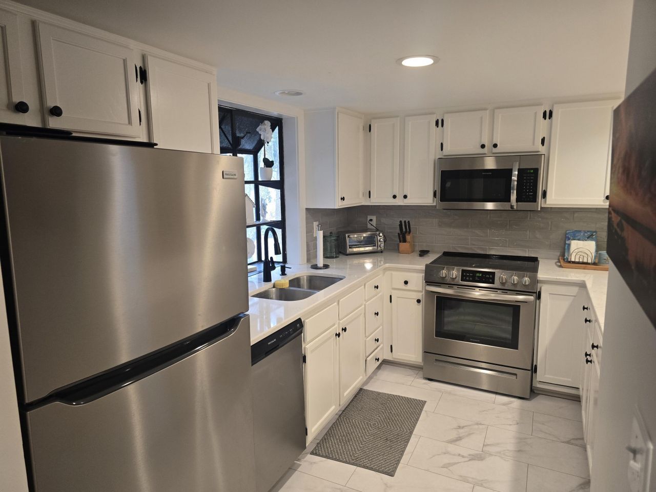 761 Summerwind Circle Photo 6