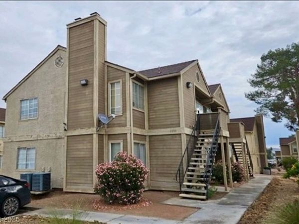 2698 Alicialynn Way , Las Vegas, NV 89121