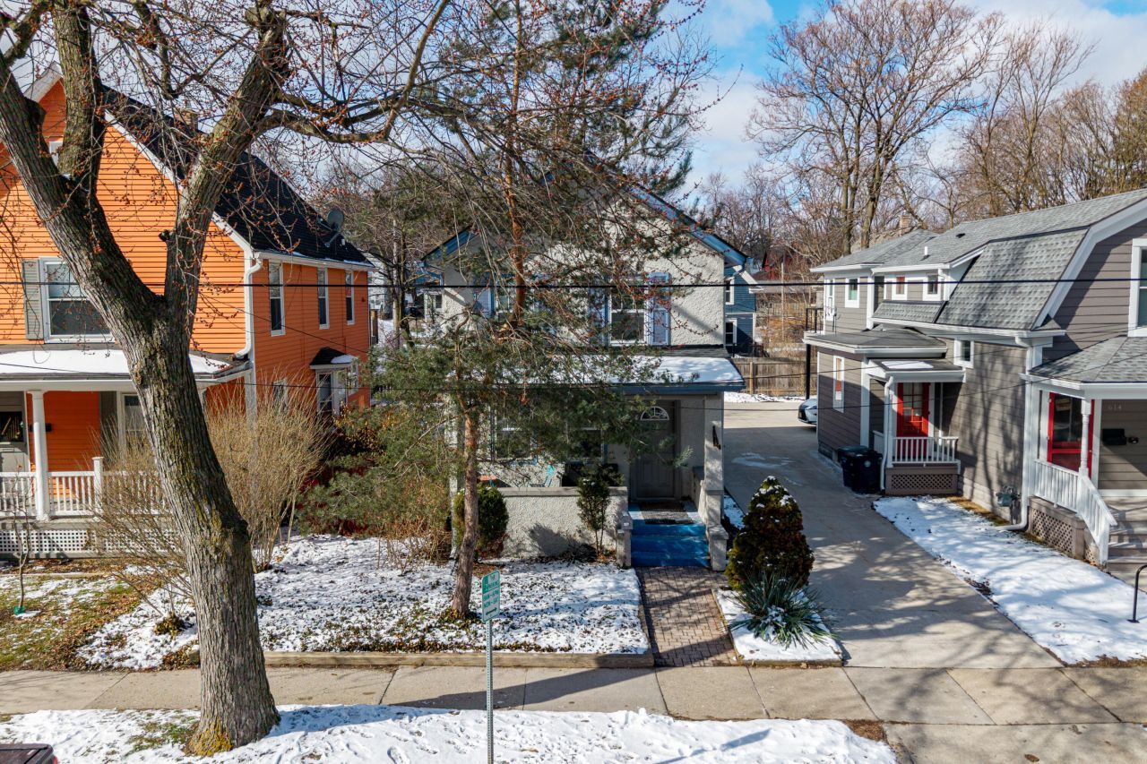 616 S Ashley Street, Ann Arbor, MI 48103 Main Photo