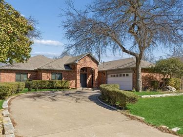 2915 Gainesborough Drive, Dallas, TX 75287