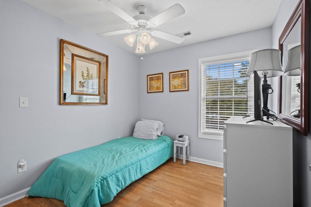 6001 Mh28b South Kings Hwy.  Photo 32