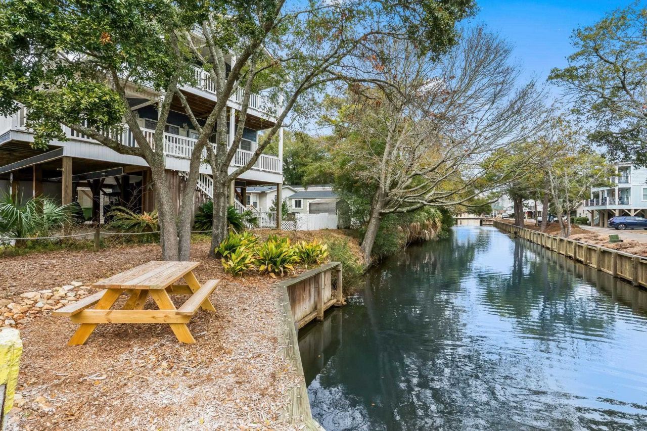 6001 Mh28b South Kings Hwy.  Photo 4