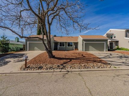 151-155 Bryson Dr, Sutter Creek, CA 95685 Photo