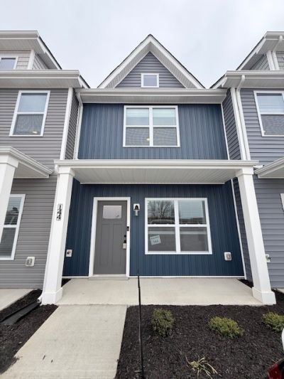 144 Front Ridge Cir, Clarksville, TN 37040 Main Photo