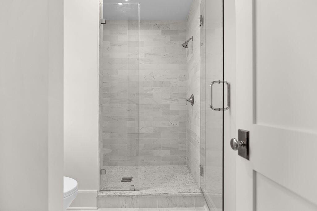 2727 Old Oak Walk Photo 32