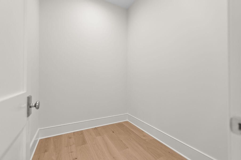 2727 Old Oak Walk Photo 33