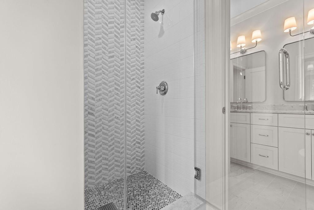 2727 Old Oak Walk Photo 43