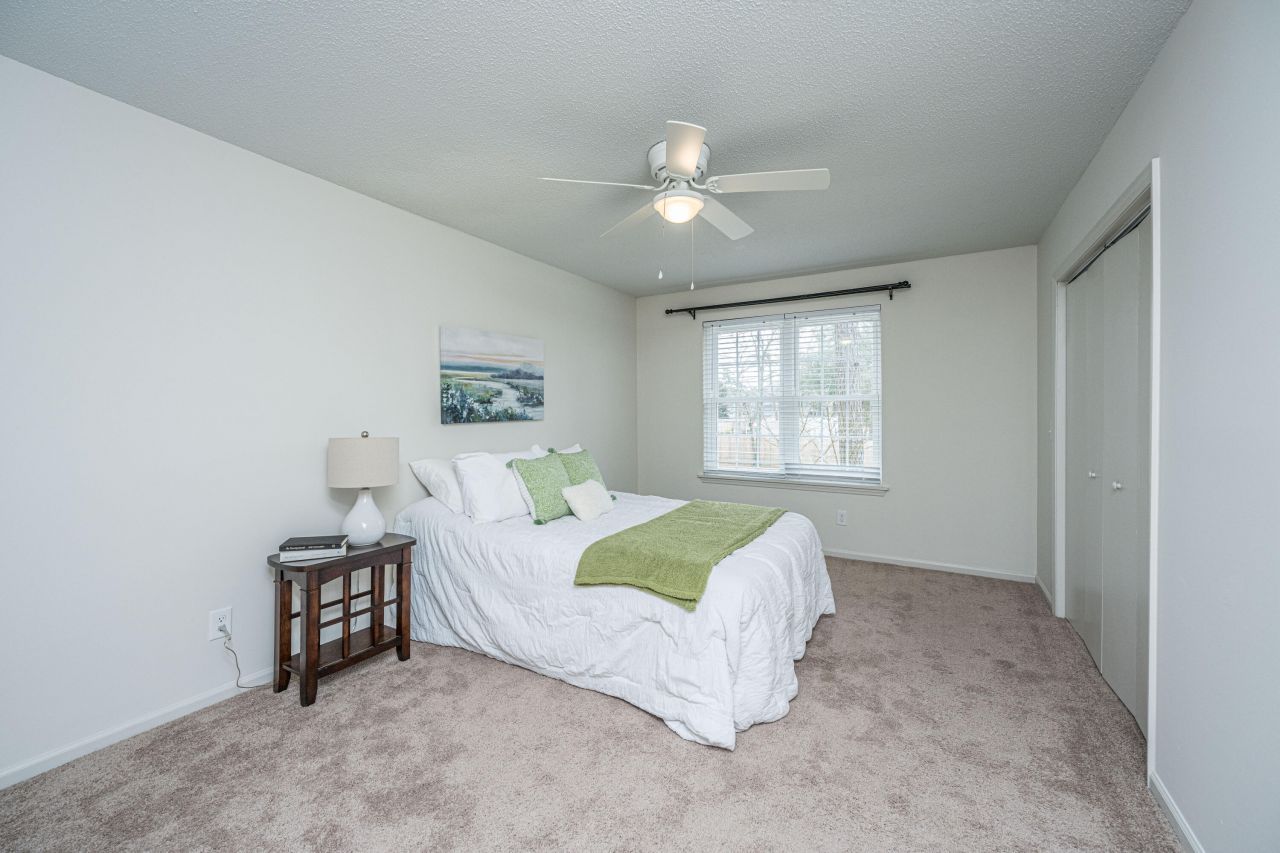 306 Crestview Drive Photo 12