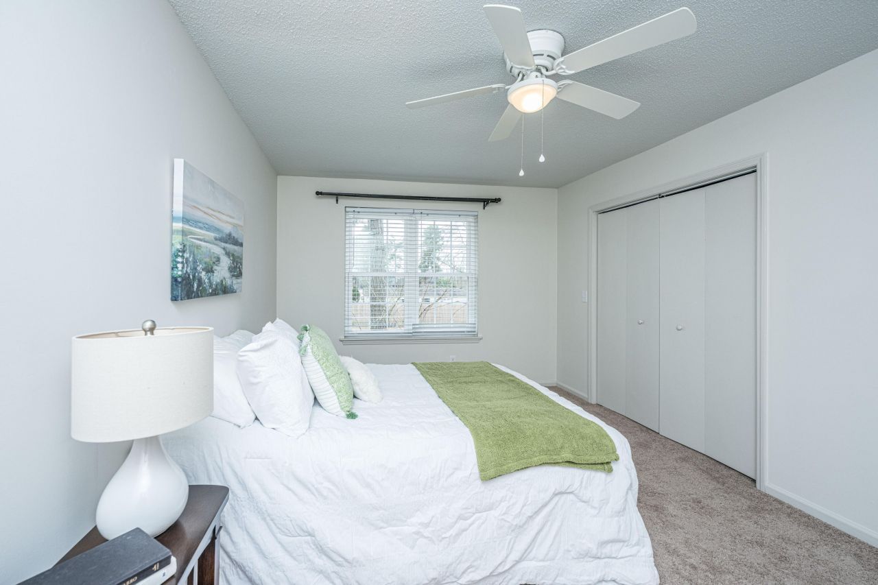 306 Crestview Drive Photo 13