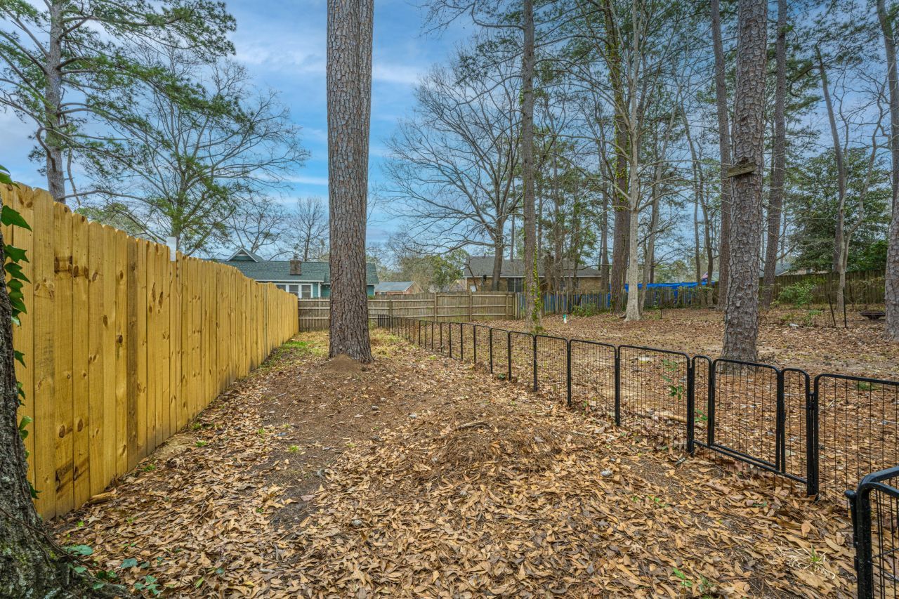 306 Crestview Drive Photo 17