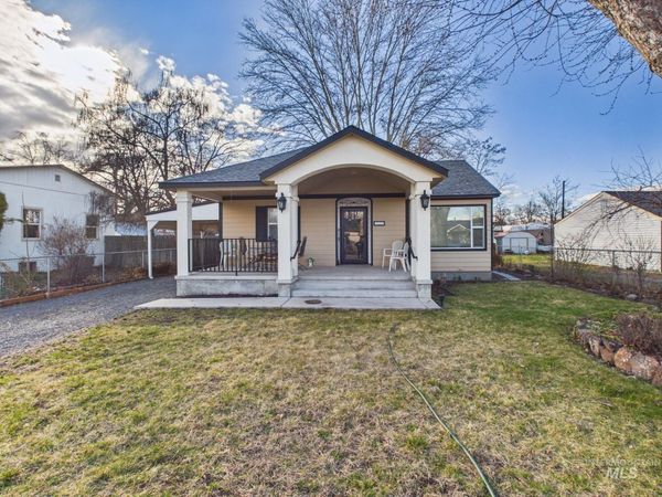 411 Maple Ave, Emmett, ID 83617