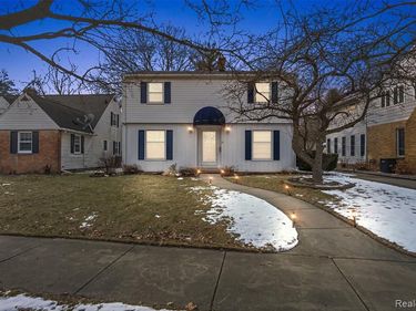 1114 W Vernon Drive, Flint, MI 48503